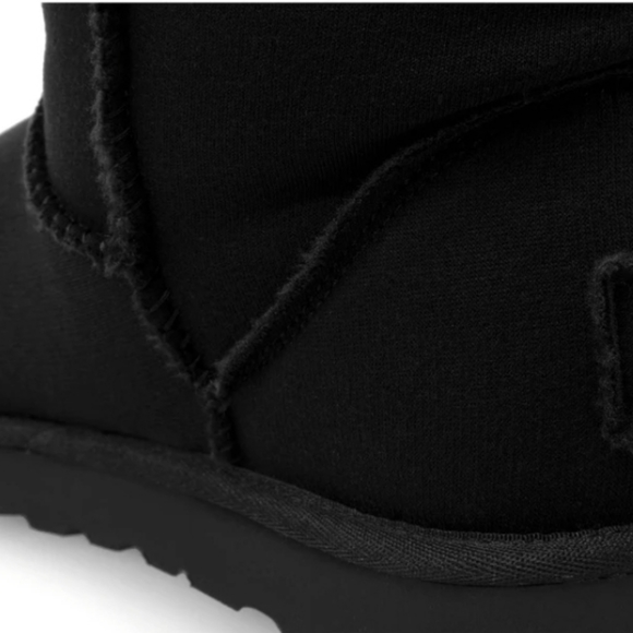 UGG x TELFAR Fleece Tall - Black - Picture 5 of 7